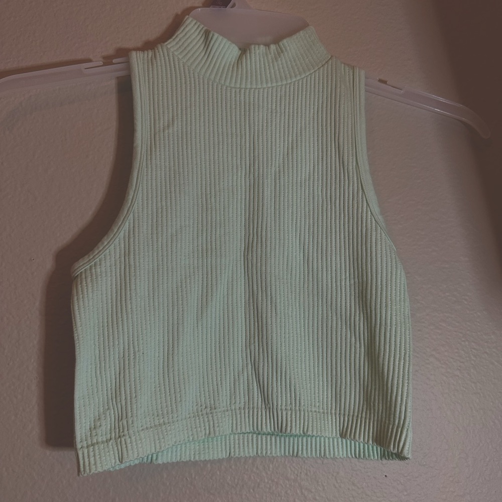 Aeropostale crop top (XS)